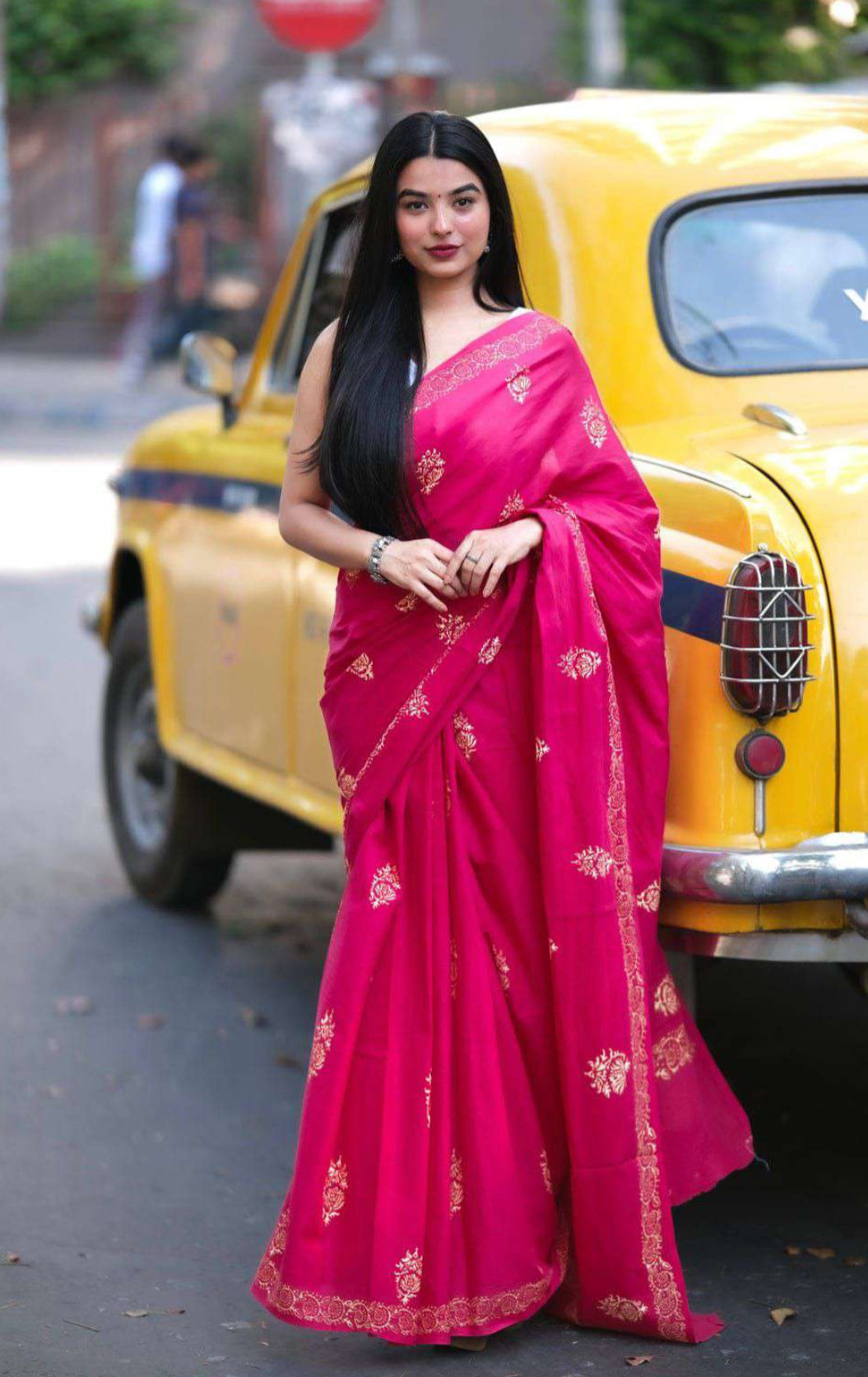 Ready to wear saree with Pocket- The dream of every woman.