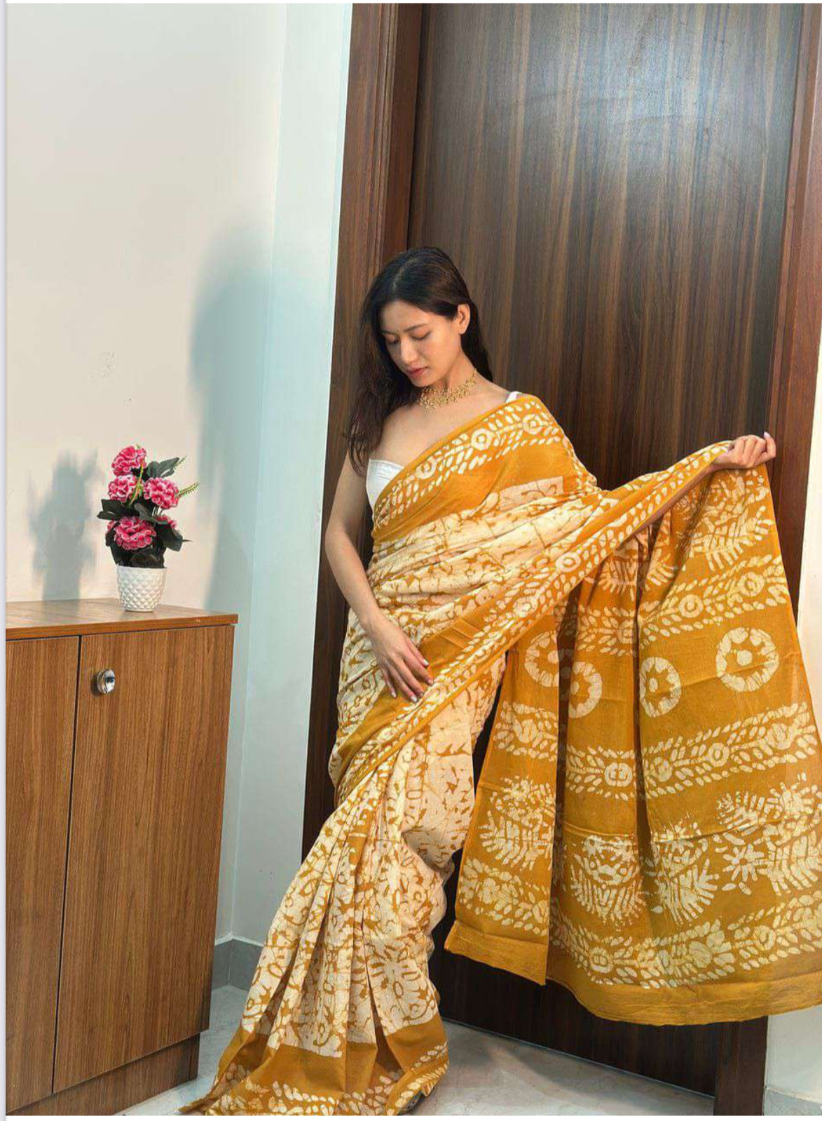 Ready to wear saree with Pocket- The dream of every woman.